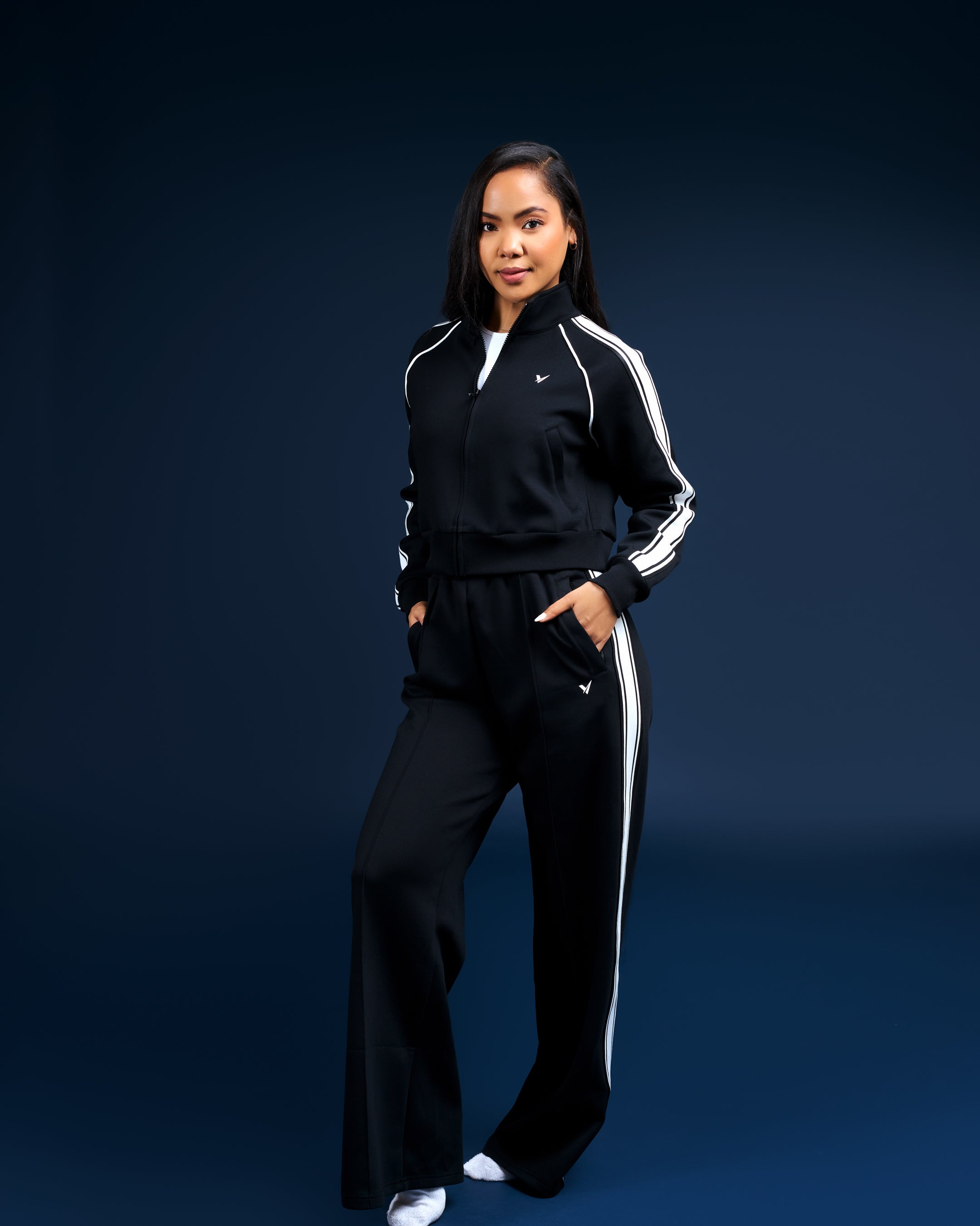 Airweave Tracksuit – Waka Collective